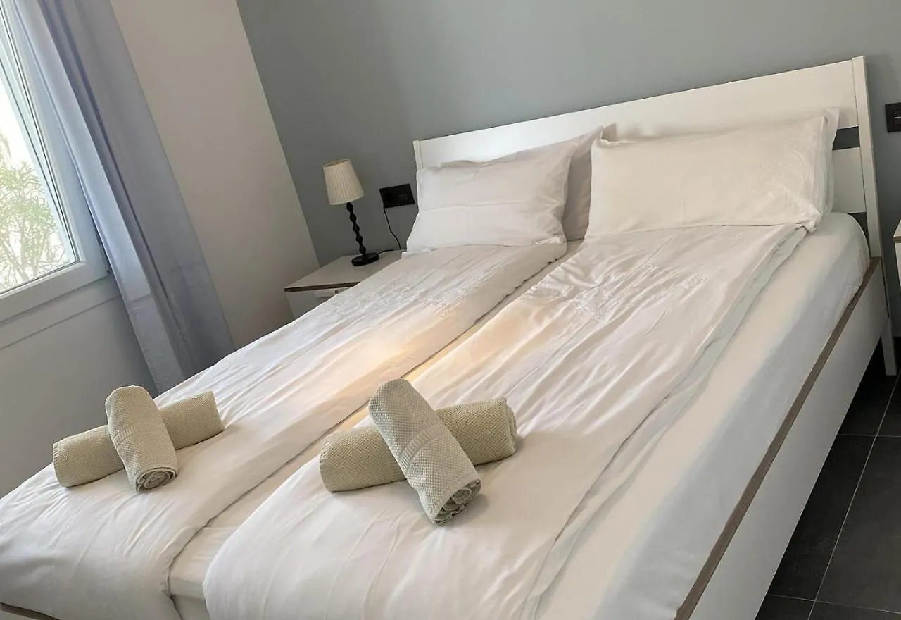 Wonderful Villa Burriana Beach Nerja