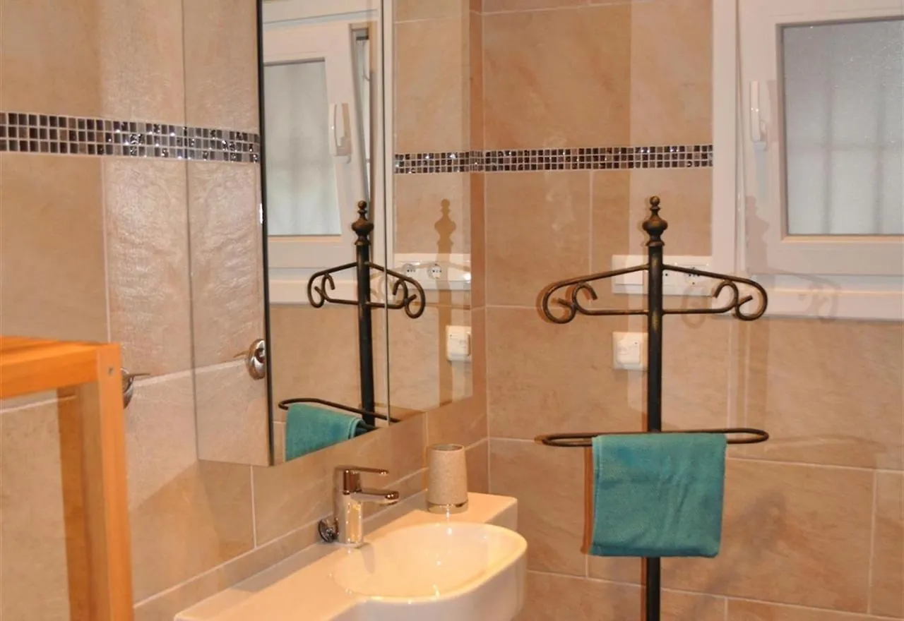 Wonderful Villa Burriana Beach Nerja