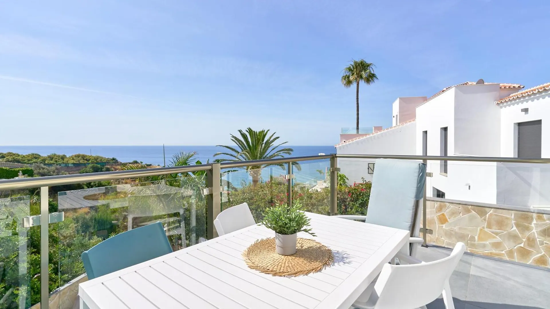 Wonderful Villa Burriana Beach Nerja